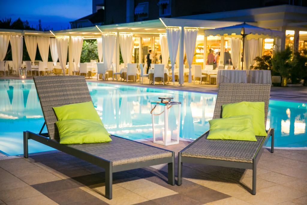 Hotel Ares Pontinia Екстер'єр фото