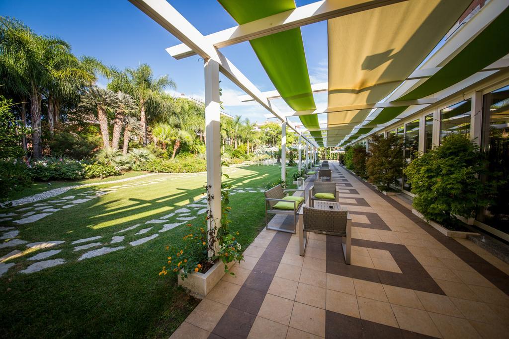 Hotel Ares Pontinia Екстер'єр фото
