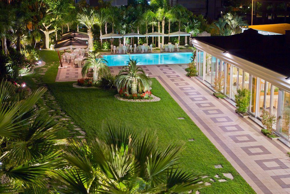 Hotel Ares Pontinia Екстер'єр фото